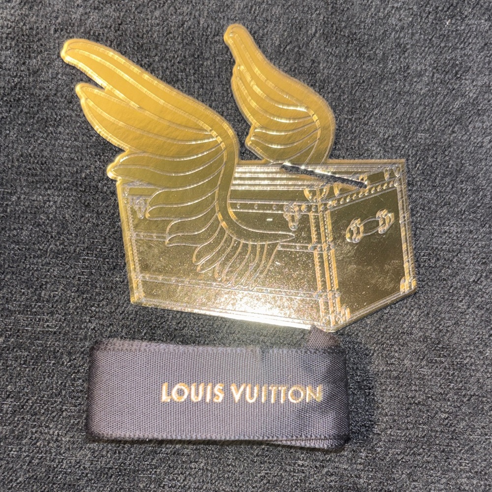 Louis Vuitton Metallic Gold Winged Trunk Patch 2025 Special edition